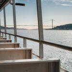 ponte-sobre-o-mar-contra-o-ceu_1048944-18054374